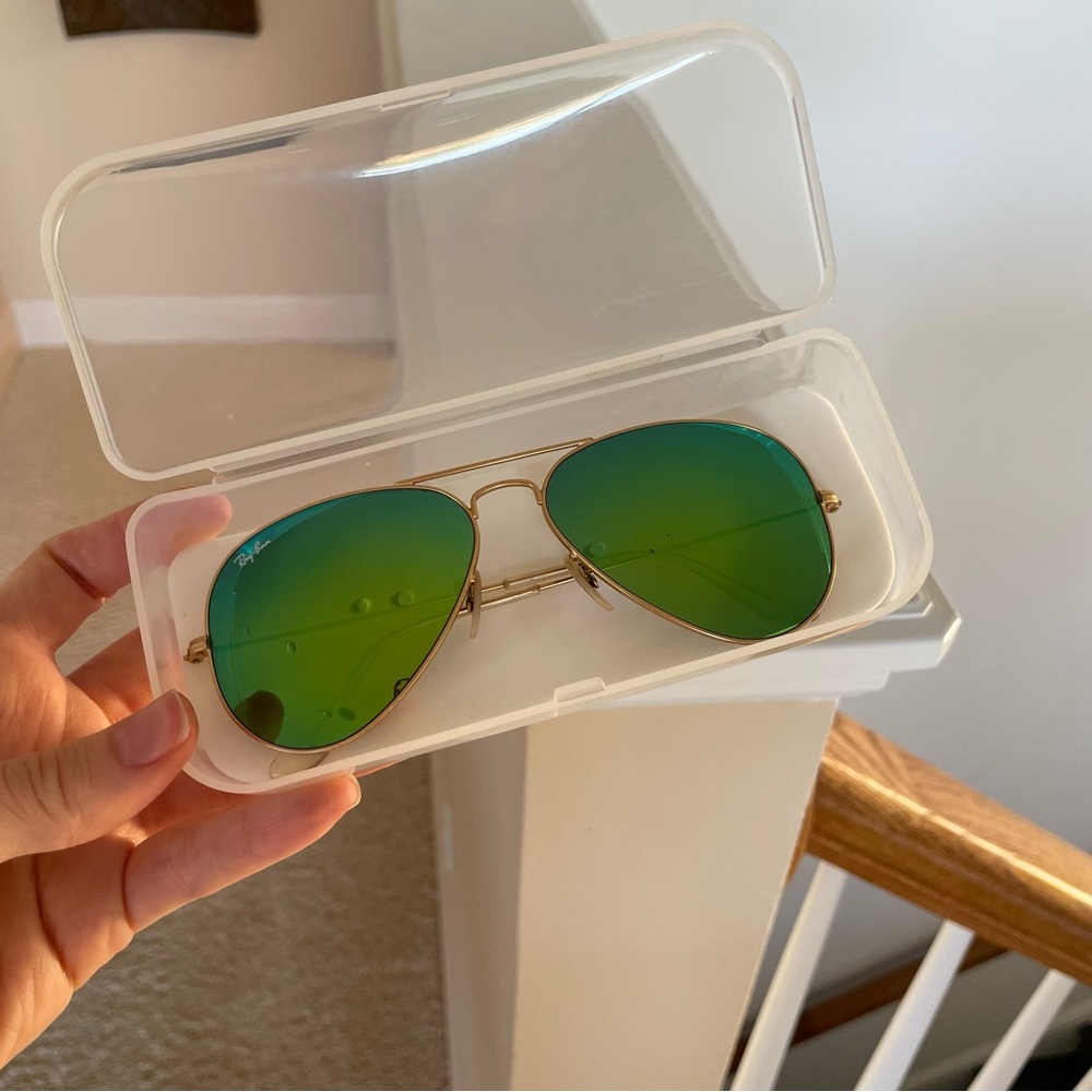 RB3025 Ray-Ban Aviator Sunglasses - Picture 7 of 13